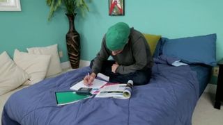 Старший брат пососал пацану в позе 69 и вдул ему сзади в классической позе